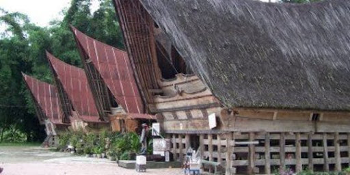 Desa Adat Jangga Dolok