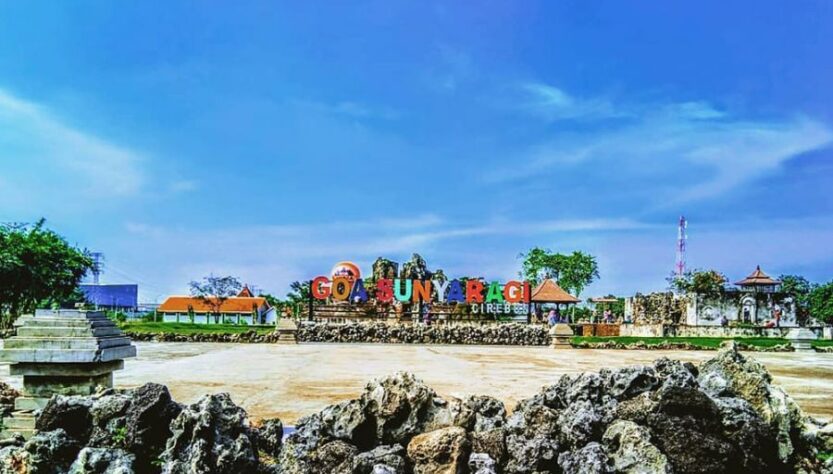 Goa Sunyaragi Cirebon