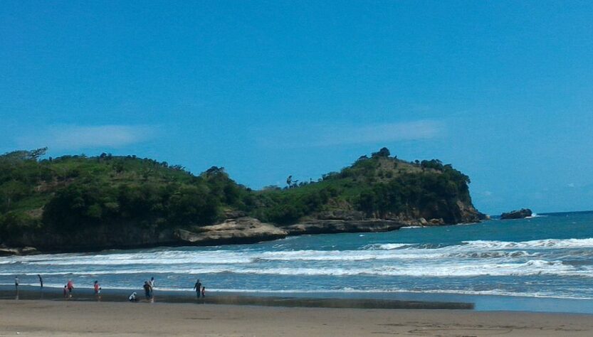 Pantai Serang