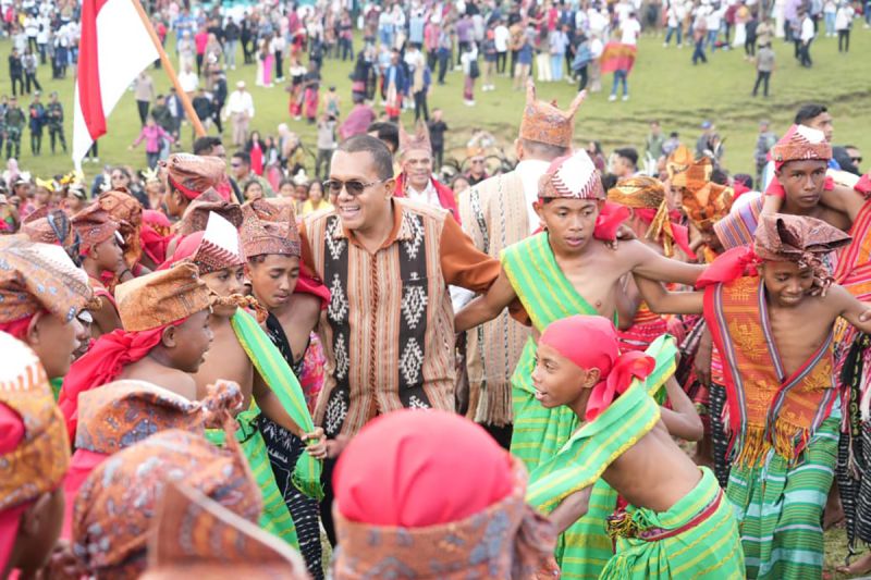 Ilustrasi festival fulan fehan untuk artikel Festival Fulan Fehan Dorong Pariwisata Perbatasan
