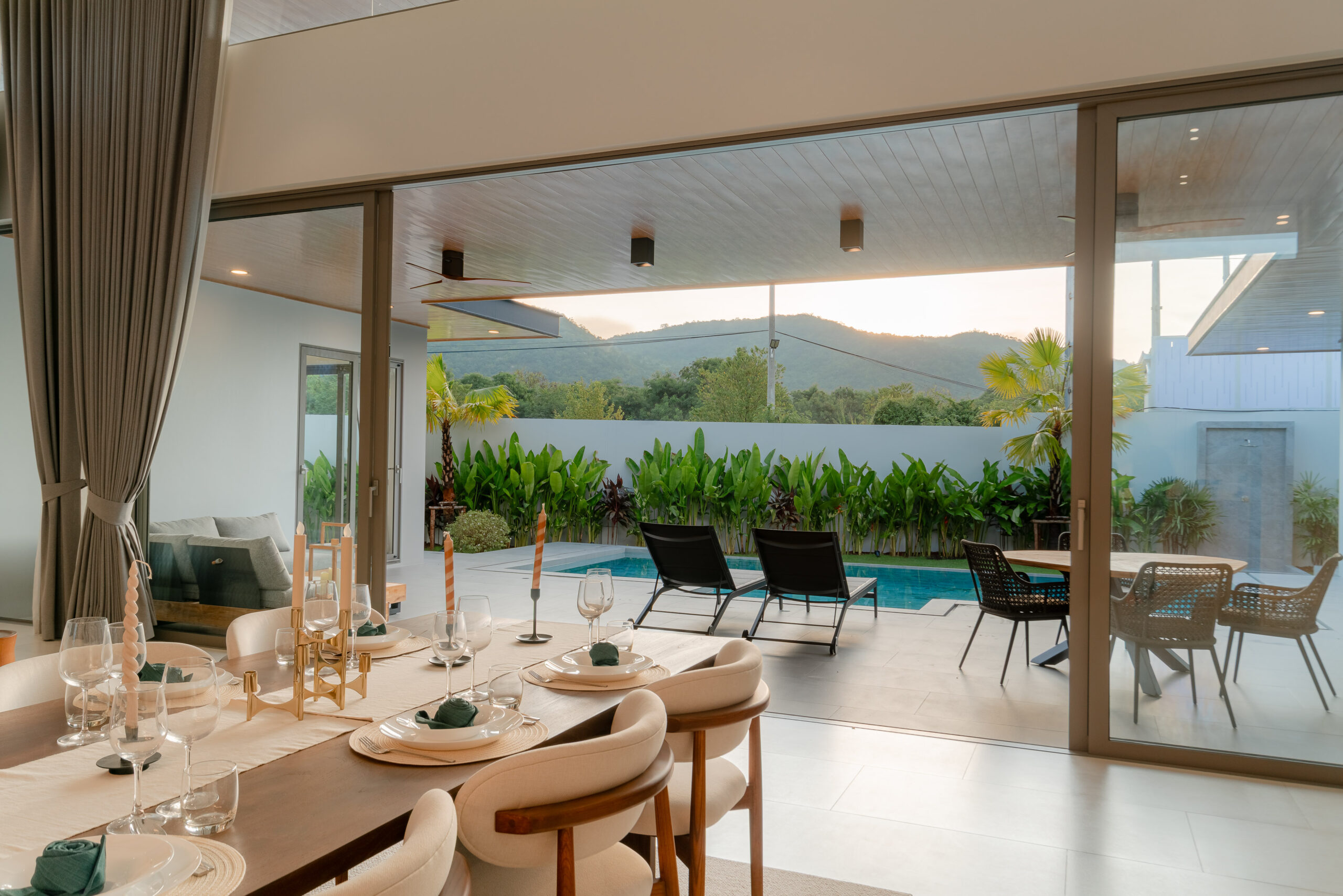 Beli Pool Villa di Hua Hin - Panduan 2026 Ilustrasi pool villa di hua hin untuk artikel Beli Pool Villa di Hua Hin: Panduan Lengkap 2026